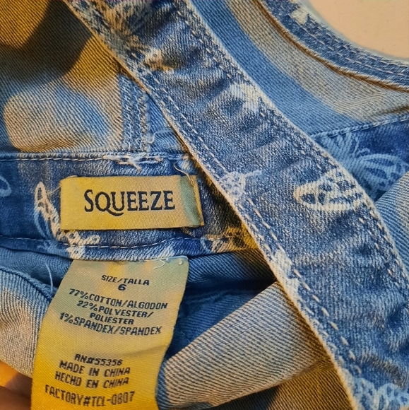 Squeeze‎ Denim Bibs Shortalls Girls Size 6 Butterfly Print - Picture 2 of 5